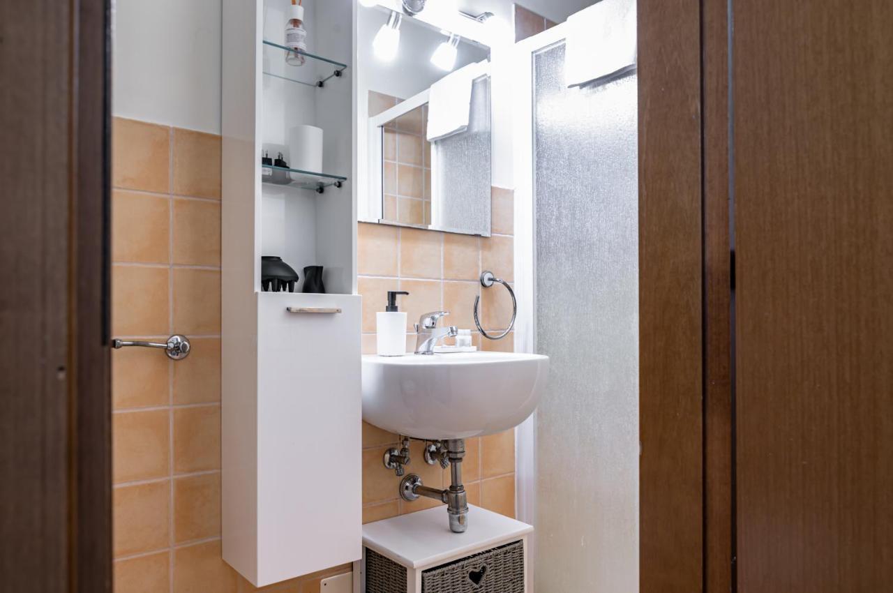 פירנצה University And San Marco Cozy Apartment מראה חיצוני תמונה